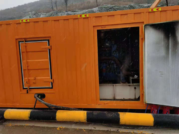 昌宁发电车出租-应急柴油发电机组选什么样的比较好？