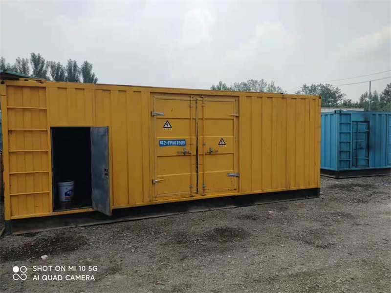 昌宁200KW柴油发电机组需要配备什么型号的电缆线？