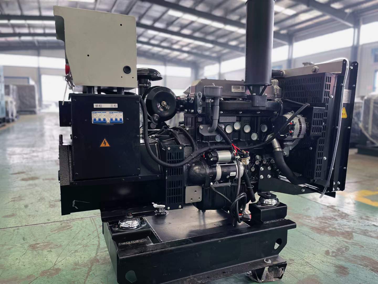 昌宁如何降低电感性负载对发电机的影响？