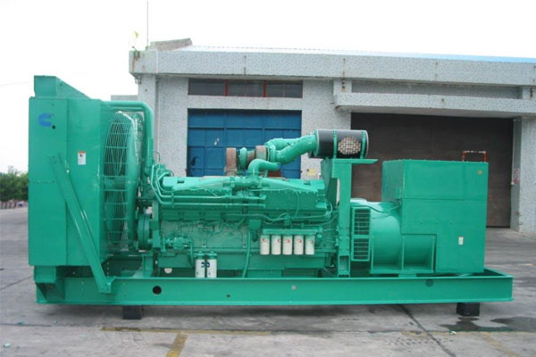 昌宁工厂发电机应急发电时如何更准确地检查发电机状态？