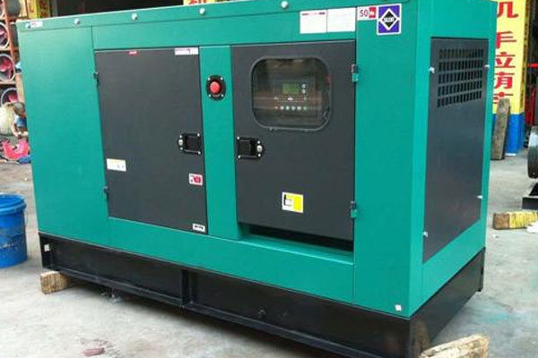 昌宁如何检查机油的使用时间？