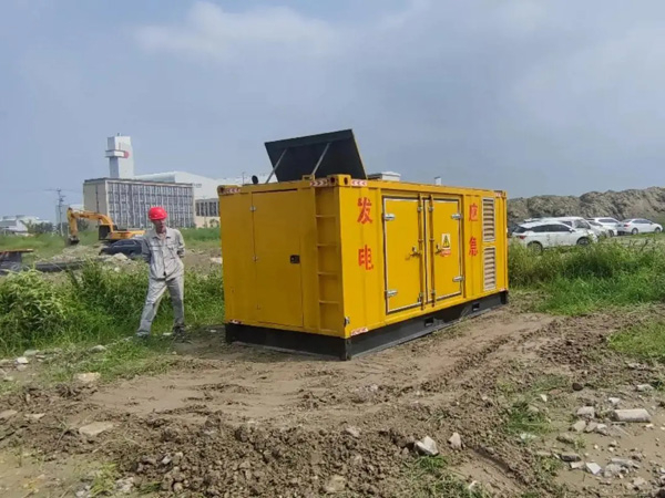 昌宁200KW柴油发电机机组每小时的油耗量受哪些因素影响？